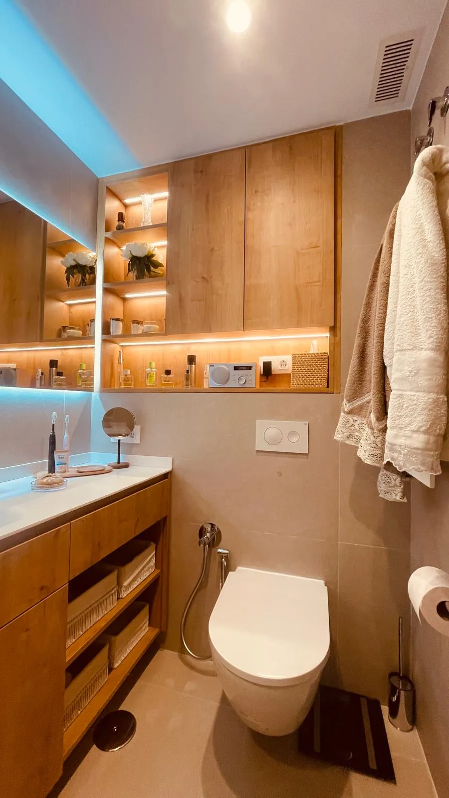 WhatsApp Image 2025-03-23 at 14.23.06 (1)